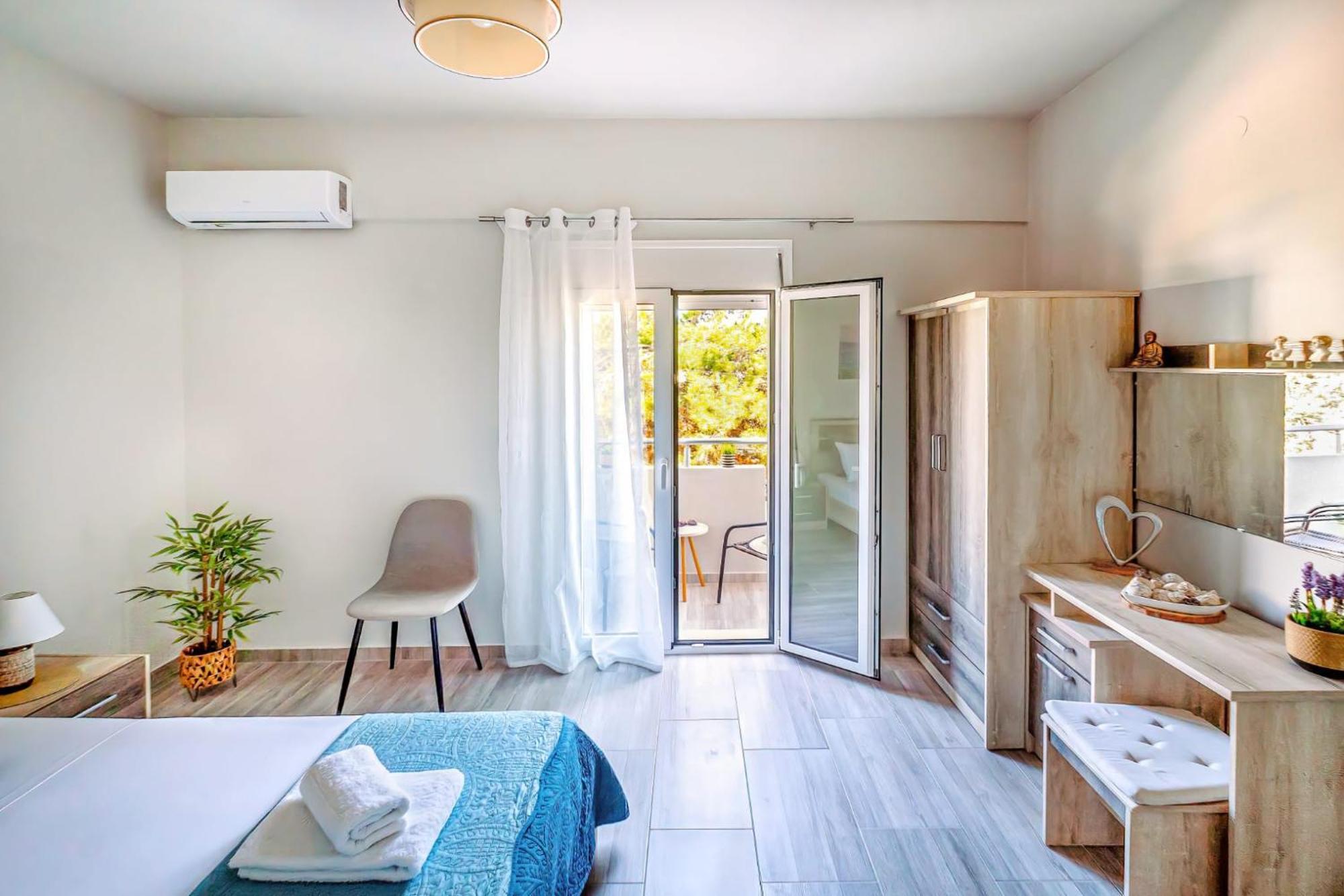 Holiday House Heraklion Deluxe Exterior photo